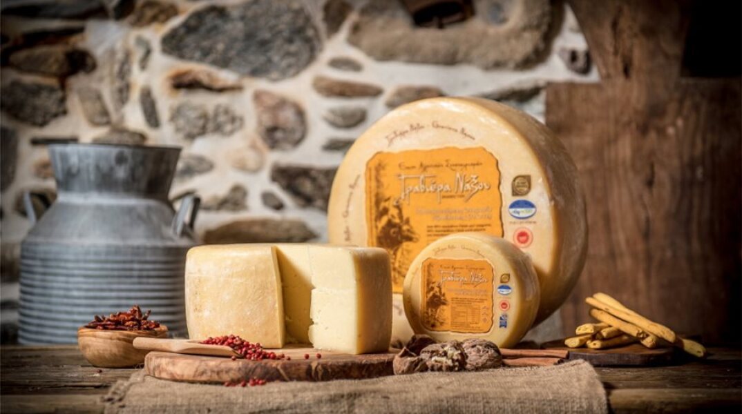 Γραβιέρα Νάξου: Γιατί εξαφανίζεται από τα σουπερμάρκετ