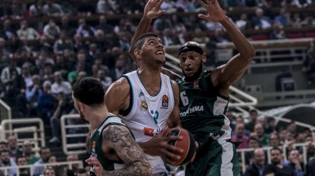 Έιντριαν Πέιν: Πήγε να βοηθήσει μια φίλη του και δολοφονήθηκε