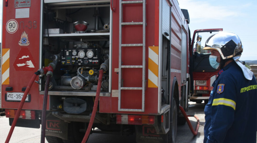 Πυροσβέστες έσπευσαν στη ΒΙΠΕ Ηρακλείου μετά την έκρηξη