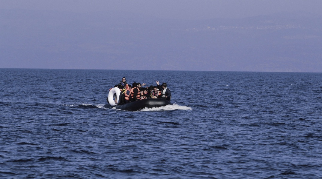 Ομέρ Τσελίκ: Η Ελλάδα ληστεύει, ξεγυμνώνει και βασανίζει τους μετανάστες