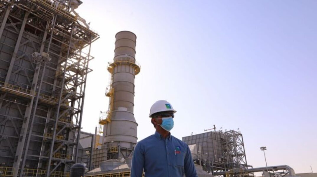 H Apple έχασε την παγκόσμια πρωτιά στην κεφαλαιοποίηση - Την ξεπέρασε η Saudi Aramco