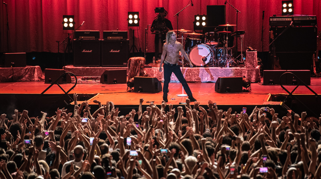 Στιγμιότυπο από τη συναυλία του Iggy Pop στο Release Athens