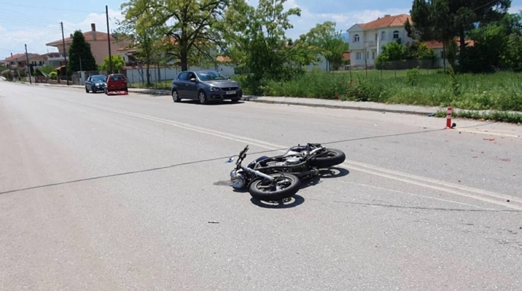 Κοζάνη: Σοβαρό τροχαίο με τραυματισμό 13χρονου