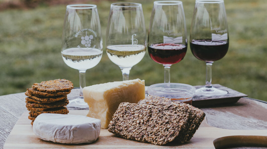 7 κρασιά για να ερωτευτείς το καλοκαίρι