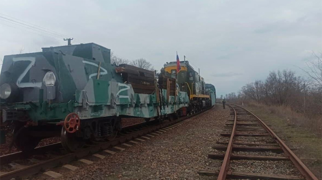 Οι Ουκρανοί ανατίναξαν ένα τρένο που μετέφερε Ρώσους στρατιώτες