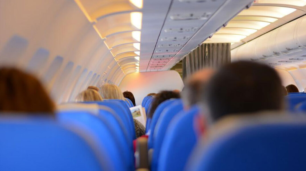 Αναστάτωση για τους επιβάτες της πτήσης Αθήνα-Νέα Υόρκη της United Airlines