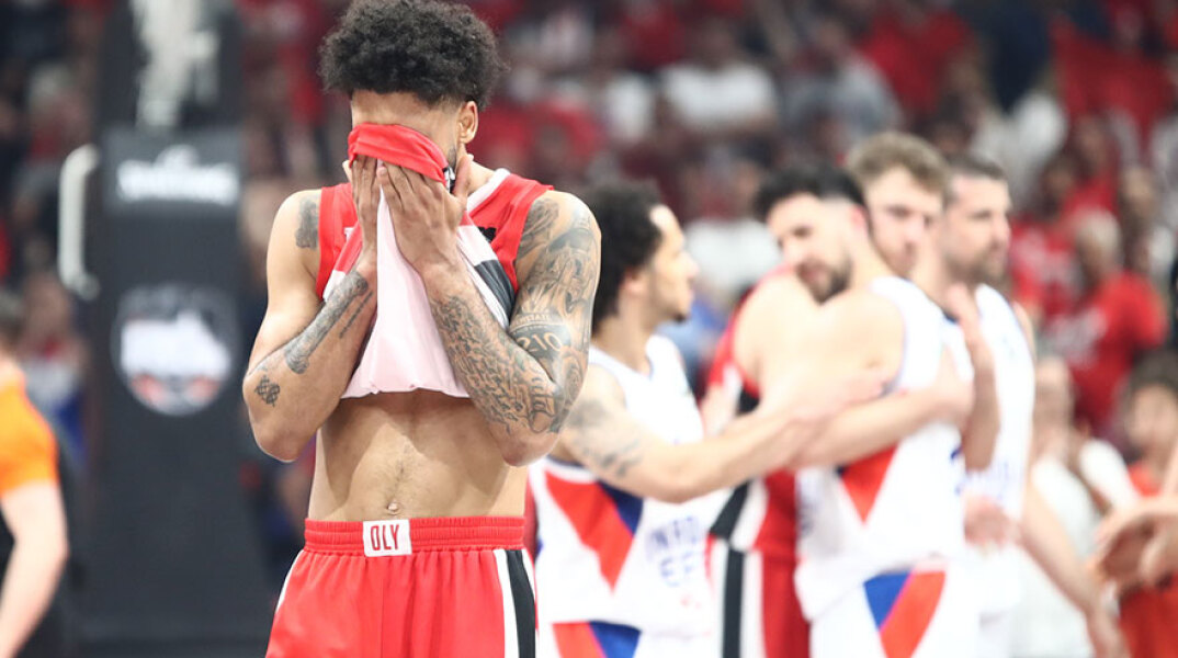 Ο Ολυμπιακός ηττήθηκε από την Αναντολού Εφές στον ημιτελικό του Final Four της Euroleague στο Βελιγράδι