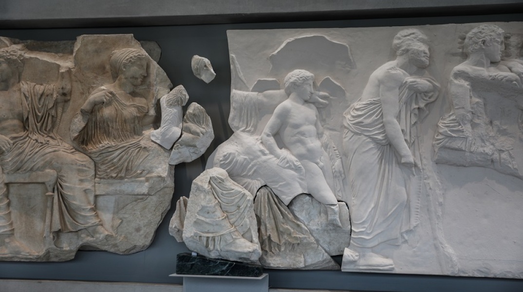 Απόδοση του παρθενώνειου "θραύσματος Fagan" από το Μουσείο Antonino Salinas του Παλέρμο στο Μουσείο Ακρόπολης,
