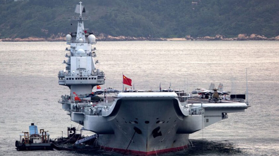 Το κινεζικό αεροπλανοφόρο «Liaoning» σε ναυτικά γυμνάσια κοντά στο Χονγκ Κονγκ
