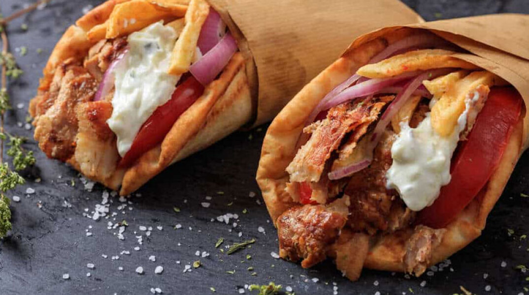 Τα σουβλάκια γίνονται όλο και πιο ακριβά στην Ελλάδα