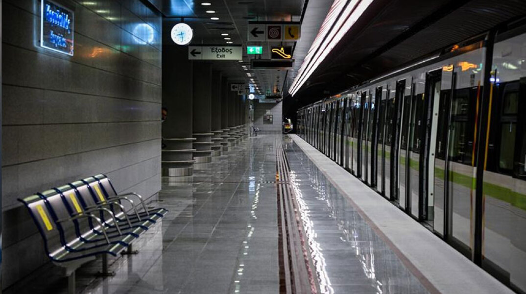 Στο Μετρό Κορυδαλλού άνδρας έπεσε στις ράγες