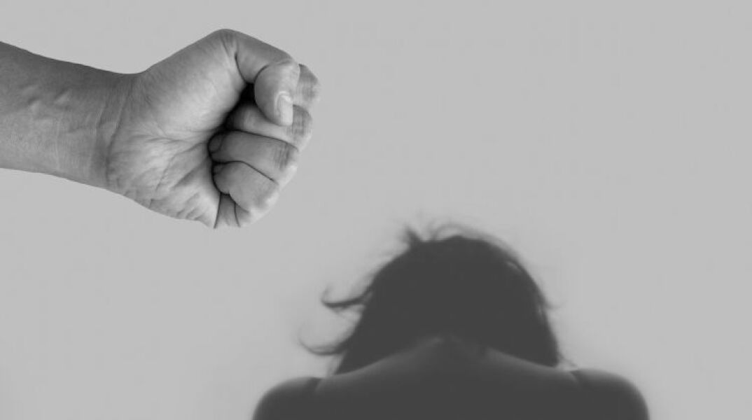 Βία κατά των γυναικών 