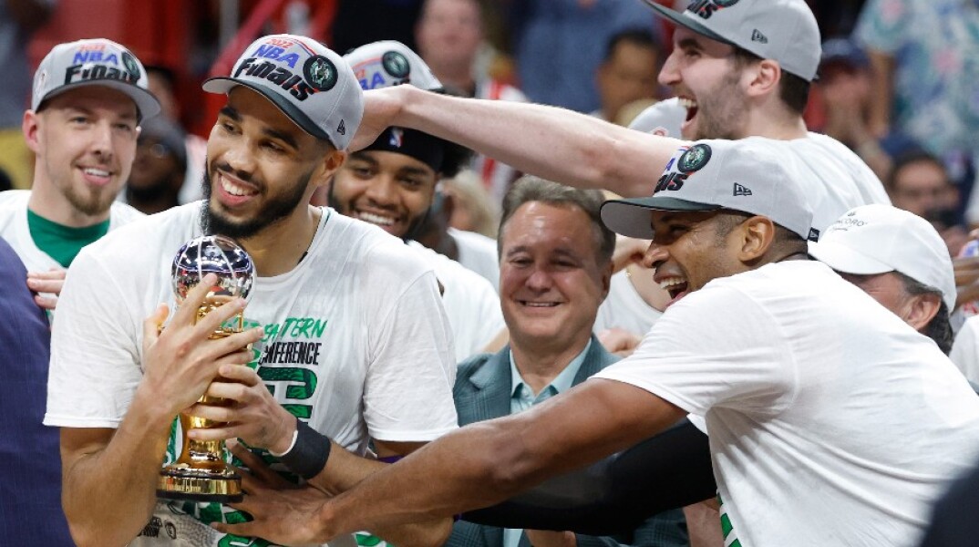 Ο Τζέισον Τέιτουμ