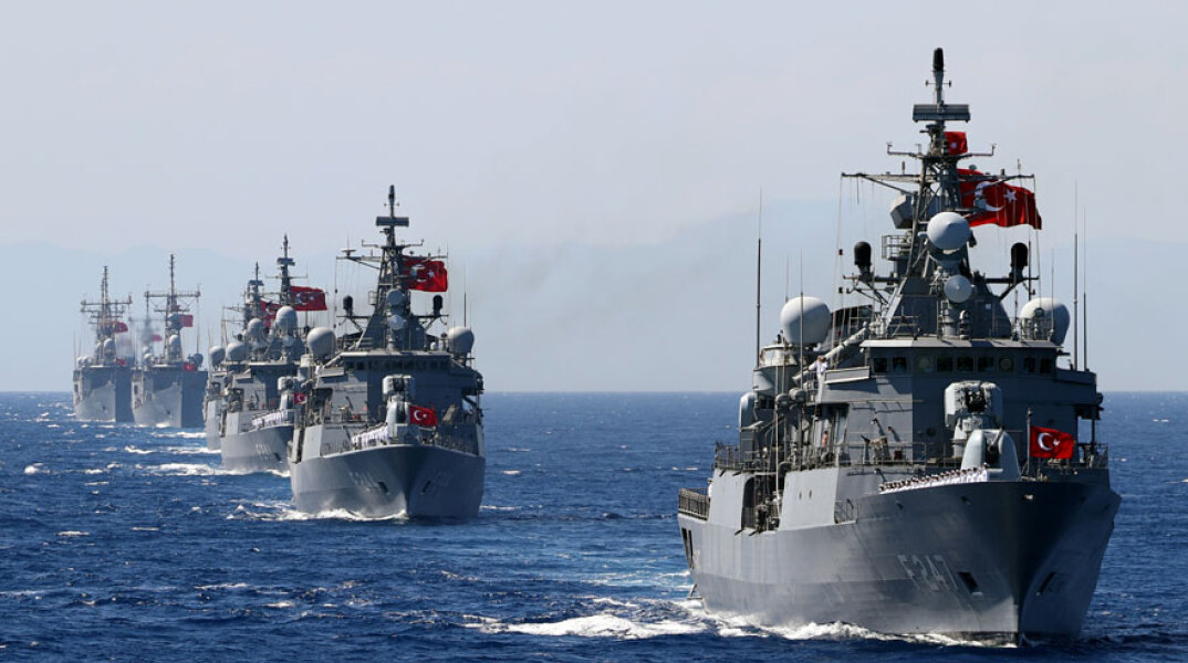 Τουρκικά πολεμικά πλοία στο Αιγαίο