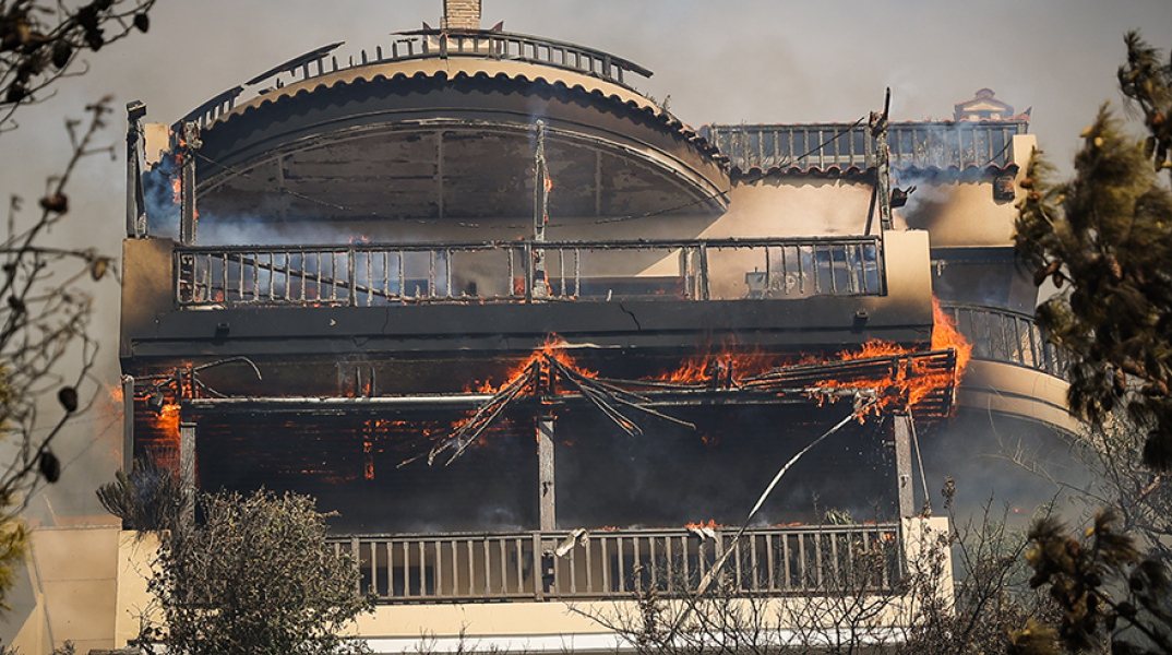 Φωτιά Βούλα: Ο πρώτος απολογισμός της καταστροφής