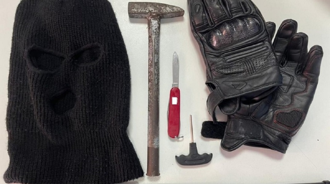 Συλληψη 16χρονου