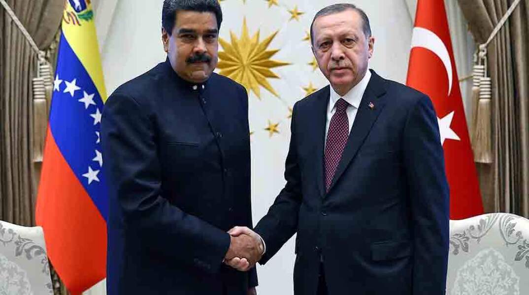 Ο Ερντογάν στηρίζει τον «αδερφό» Μαδούρο