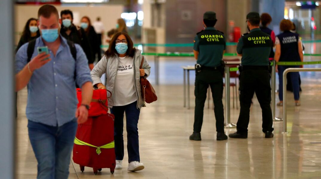 Ισπανία: Προσλήψεις αστυνομικών στο αεροδρόμιο της Μαδρίτης για την αντιμετώπιση της έκρηξης της τουριστικής κίνησης	