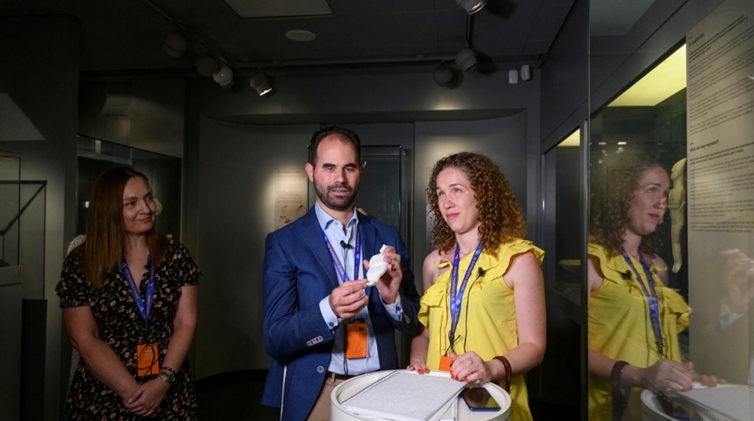 "Σε επαφή" στο Μουσείο Κυκλαδικής Τέχνης