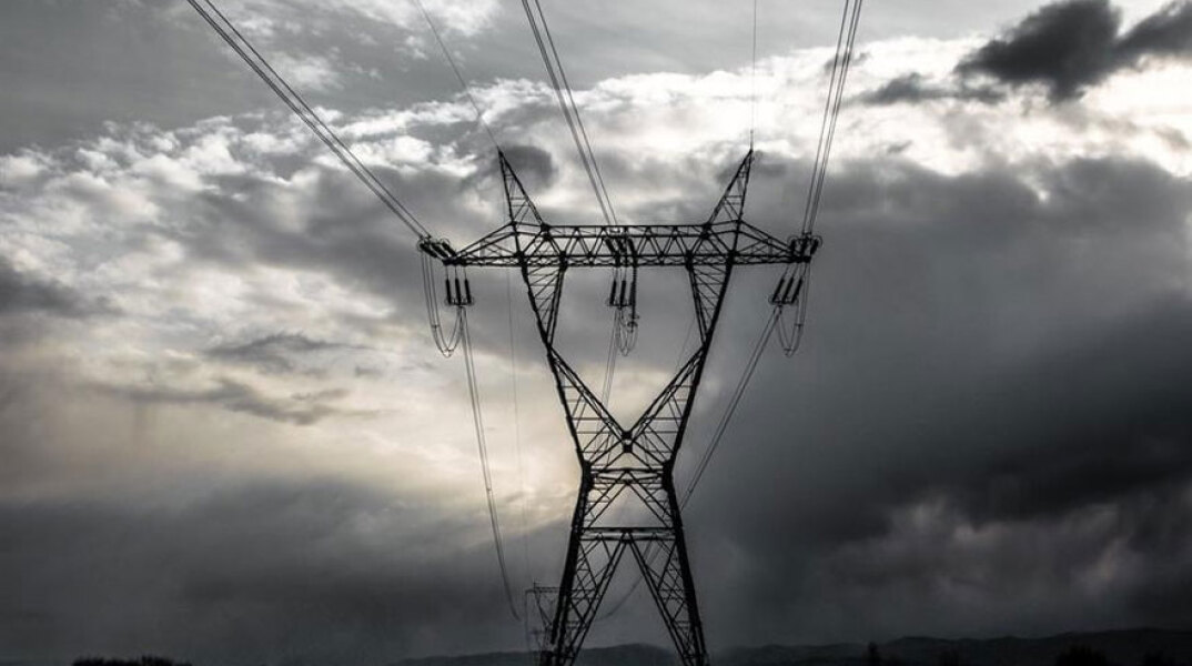 Έως 600 ευρώ αναδρομικά η αποζημίωση για το ρεύμα μέσω Power Pass