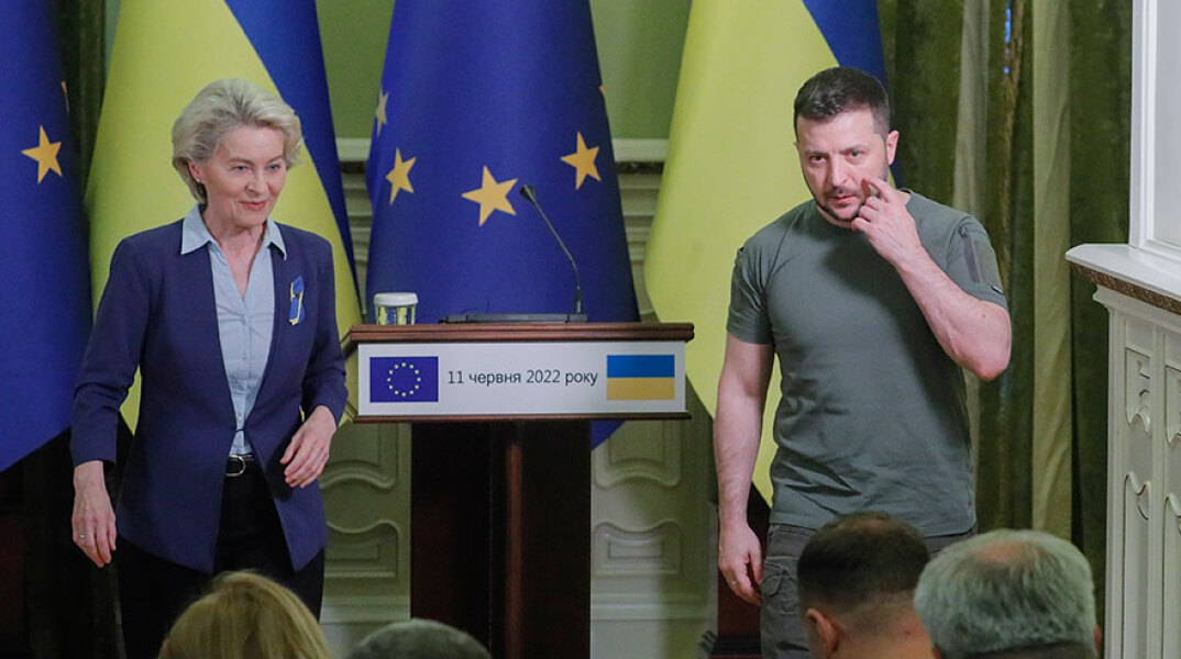 Ούρσουλα Φον ντερ Λάιεν και Βολοντίμιρ Ζελένσκι στην κοινή συνέντευξή Τύπου στο Κίεβο