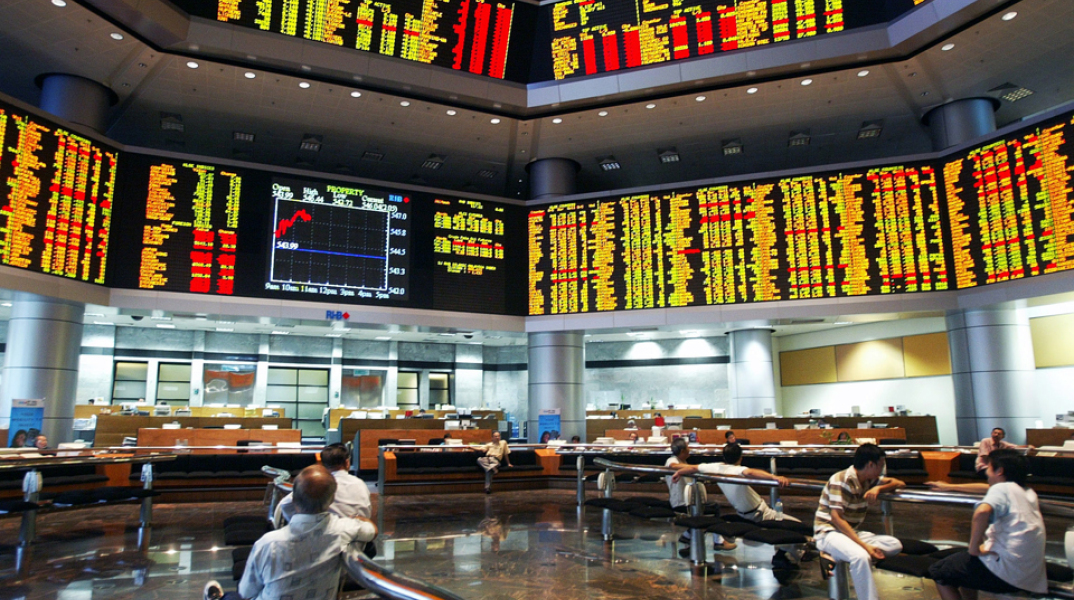 Νομίσματα: Σε χαμηλό 24 ετών βούτηξε το γεν