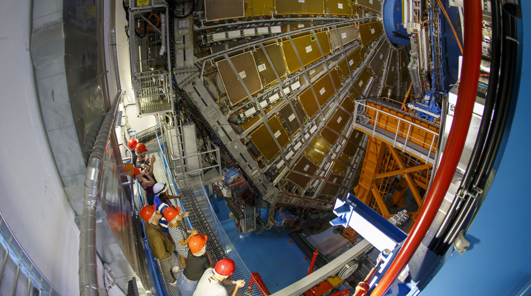 Ο μεγάλος επιταχυντής του CERN αναβαθμίστηκε και ετοιμάζεται να ανακαλύψει νέα μυστικά του Σύμπαντος