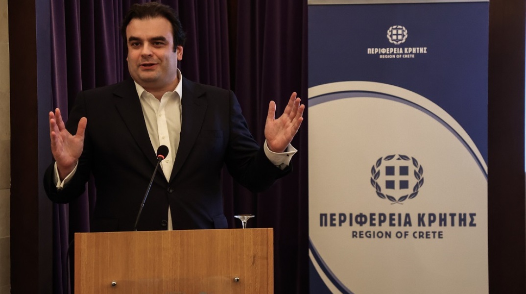 ΕΠΙΣΚΕΨΗ ΤΟΥ ΥΠ. ΨΗΦΙΑΚΗΣ ΔΙΑΚΥΒΕΡΝΗΣΗΣ ΚΥΡ. ΠΙΕΡΡΑΚΑΚΗ ΣΤΟ ΗΡΑΚΛΕΙΟ ΚΡΗΤΗΣ (ΣΤΕΦΑΝΟΣ ΡΑΠΑΝΗΣ/EUROKINISSI)