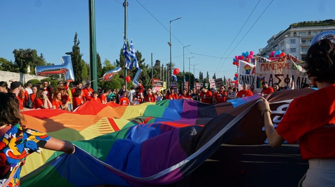 Athens Pride 2022: Εικόνες από την παρέλαση Υπερηφάνειας