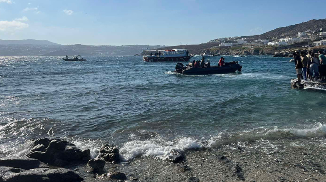 Διάσωση 108 ατόμων από ακυβέρνητο σκάφος ανοιχτά της Δήλου