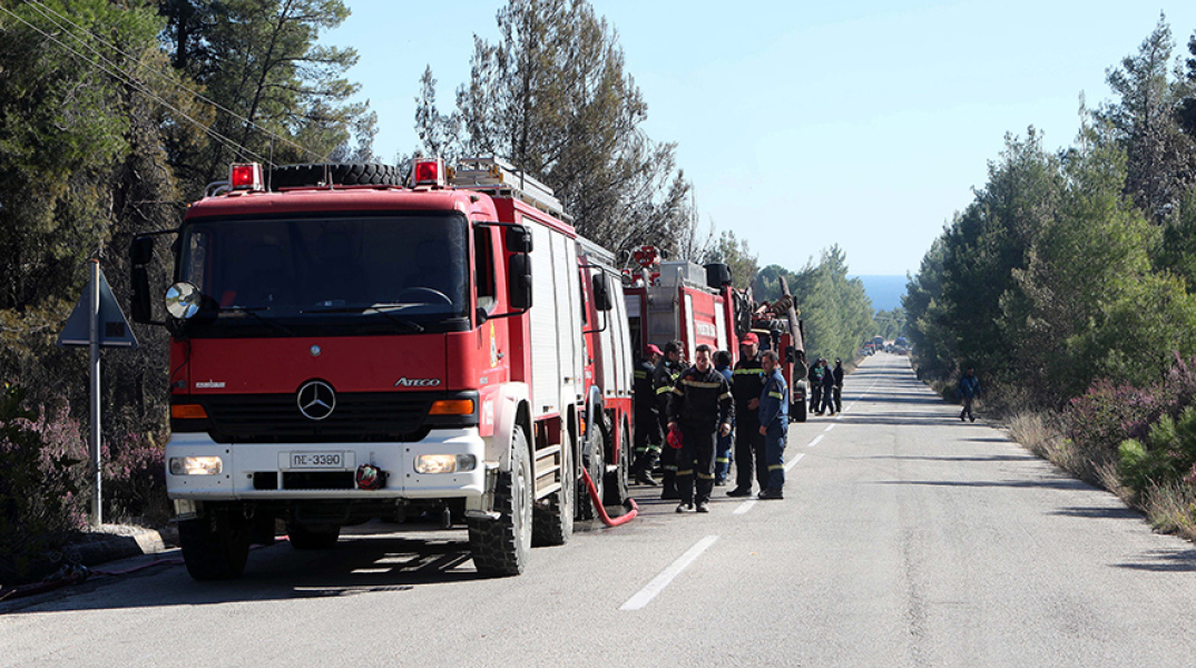 Φωτιά τώρα στην Κασσάνδρα Χαλκιδικής