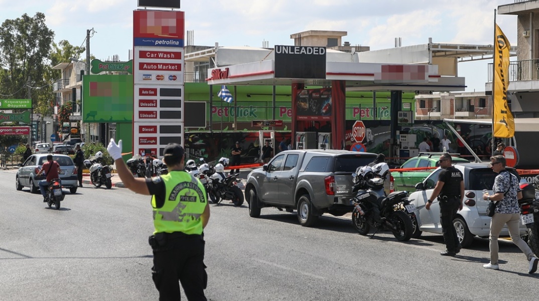 Εκτέλεση 38χρονου στον Γέρακα: Φωτογραφία από το βενζινάδικο όπου έπεσε νεκρός