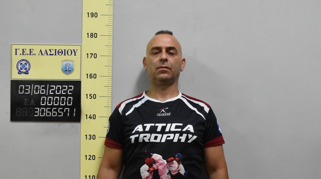 Κακοποίηση  ανηλίκων - Ο καθηγητής πολεμικών τεχνών