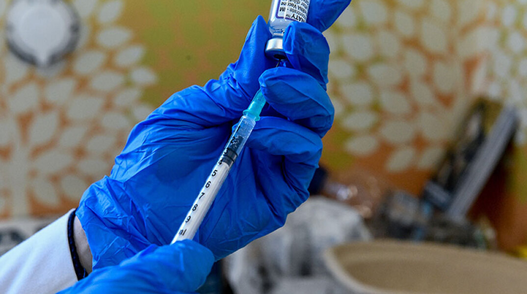 Εμβολιασμός κατά του κορωνοϊού