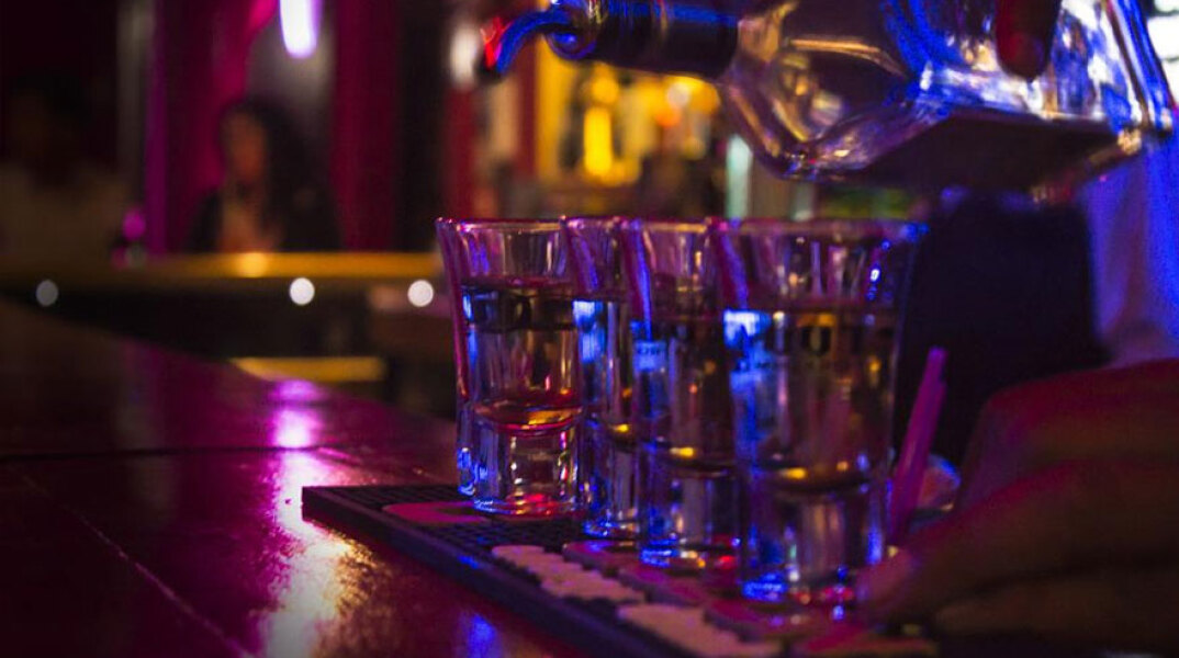 Ξυλοκοπήθηκαν για έναν απλήρωτο λογαριασμό σε μπαρ στα Νέα Στύρα Εύβοιας