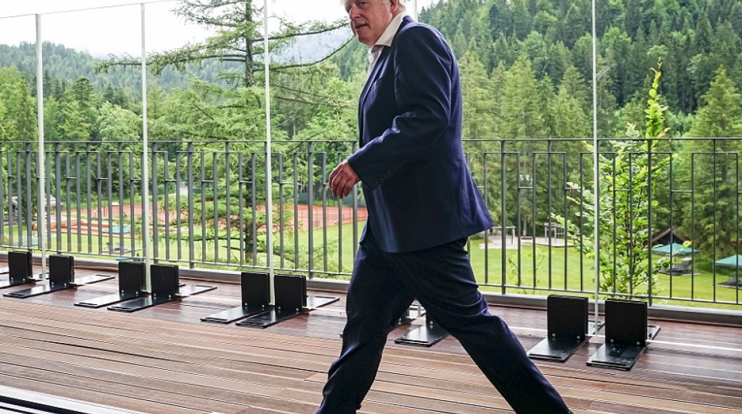 Τζόνσον: Αν ο Πούτιν ήταν γυναίκα, δεν θα είχε ξεκινήσει έναν τρελό, μάτσο πόλεμο