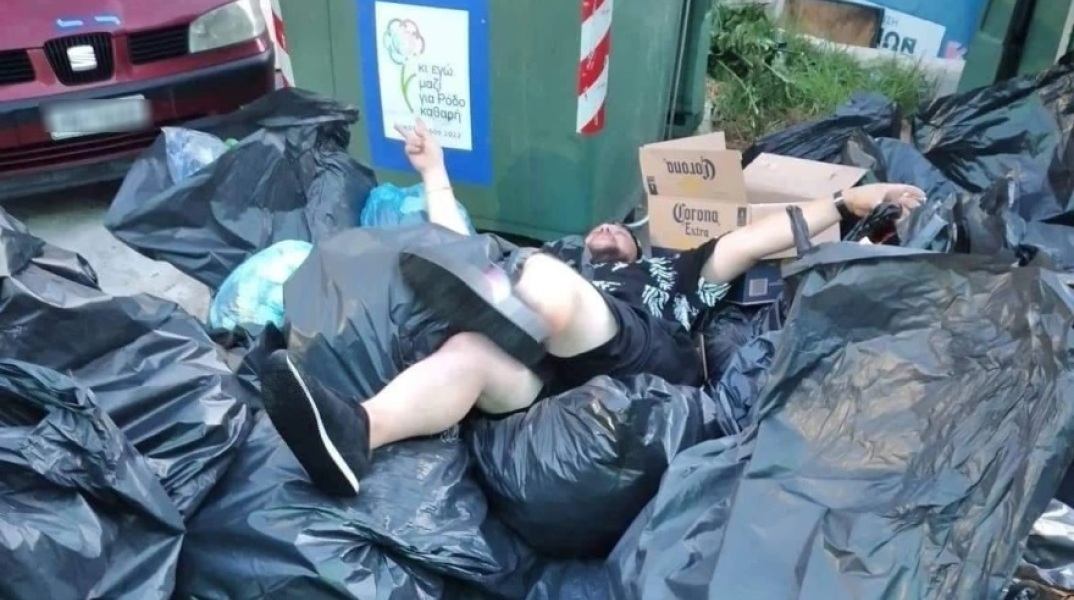 Ρόδος: Μεθυσμένοι τουρίστες ξαπλώνουν σε ξεχειλισμένους κάδους σκουπιδιών