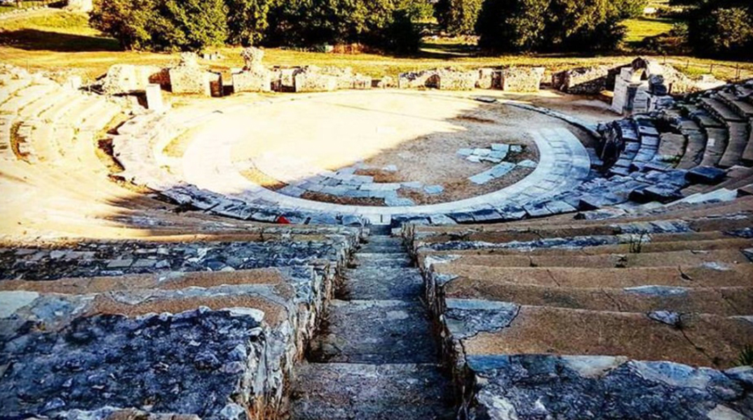 Το αρχαίο θέατρο των Φιλίππων