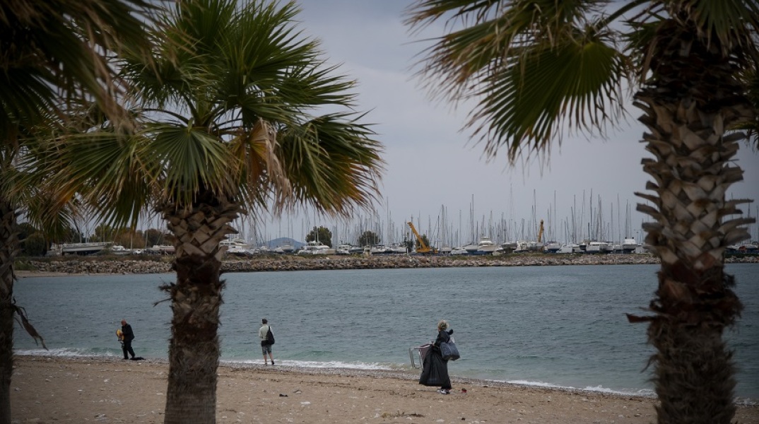 Καιρός: Έρχεται Σαββατοκύριακο με θερμοκρασίες κάτω από 30