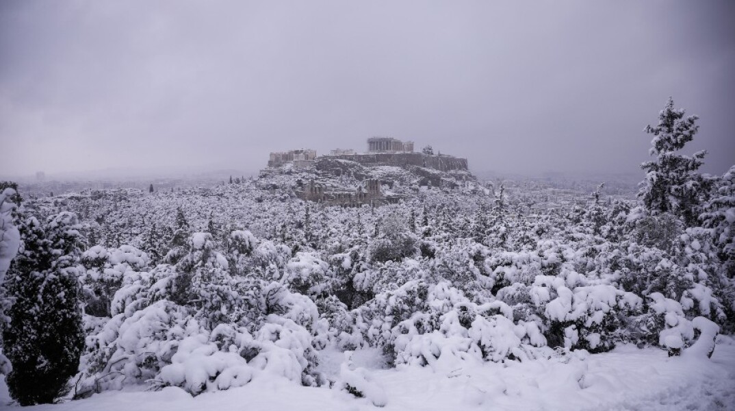 Η χιονισμένη Ακρόπολη
