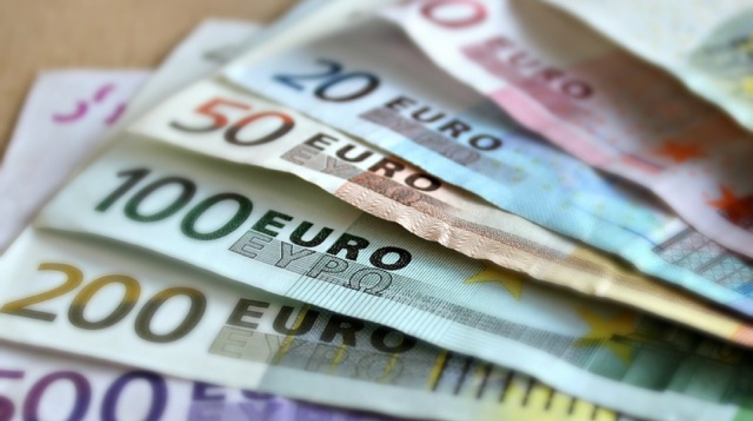 bank-note-209104_640.jpg