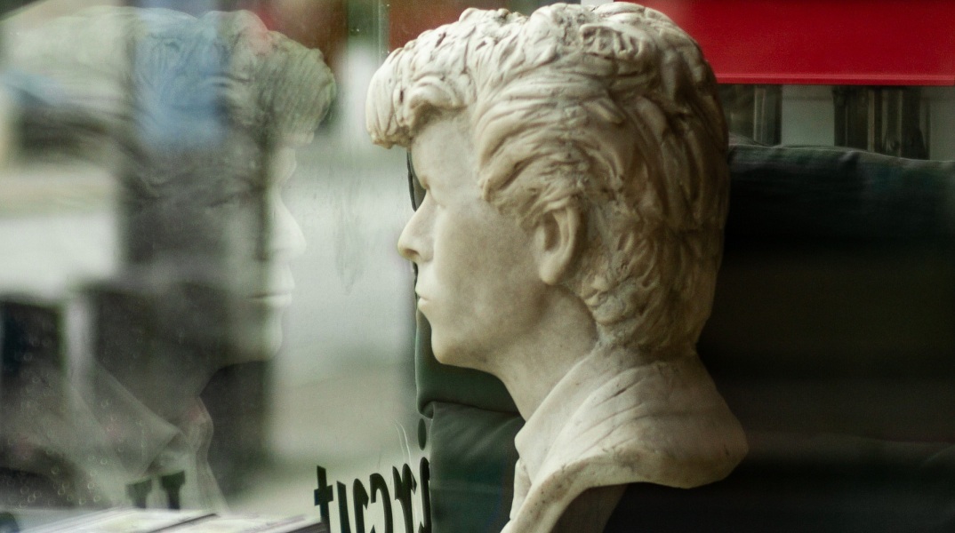 Προτομή του David Bowie