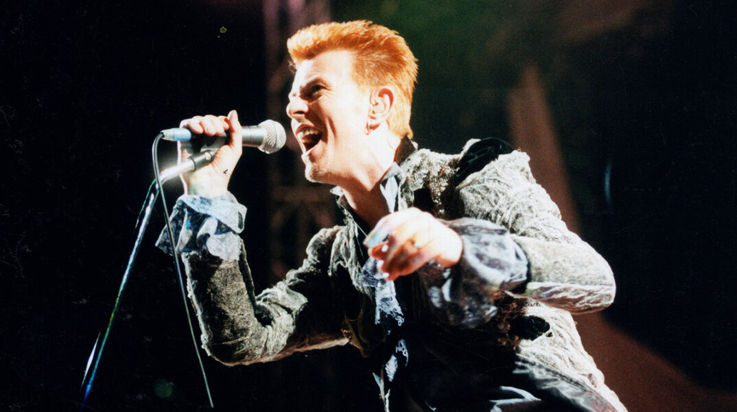 Στιγμιότυπο από τη συναυλία του David Bowie στην Αθήνα