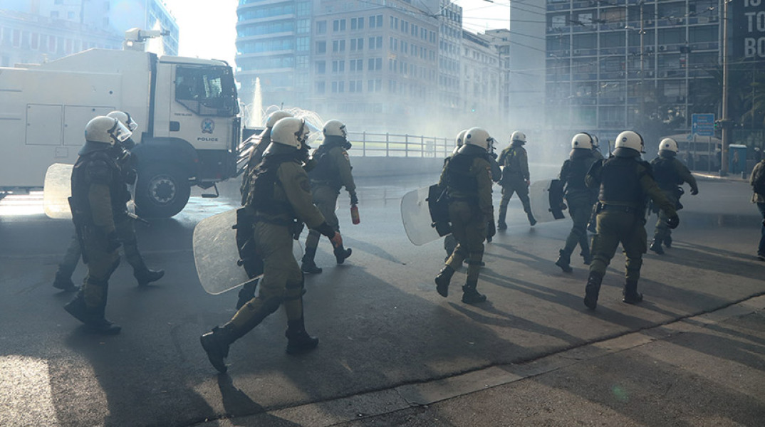  ΑΘΗΝΑ - ΕΠΕΙΣΟΔΙΑ ΜΕΤΑΞΥ ΜΕΛΩΝ ΤΟΥ ΚΚΕ ΚΑΙ ΤΗΣ ΑΣΤΥΝΟΜΙΑΣ 