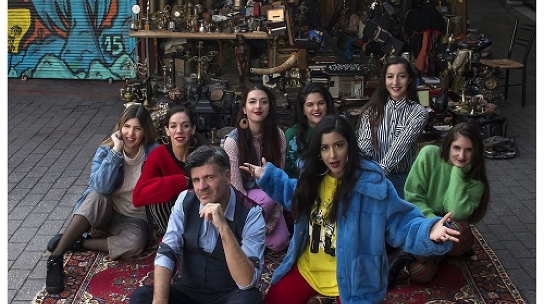 Φοίβος Δεληβοριάς με Μαρίνα Σάττι και Fones 