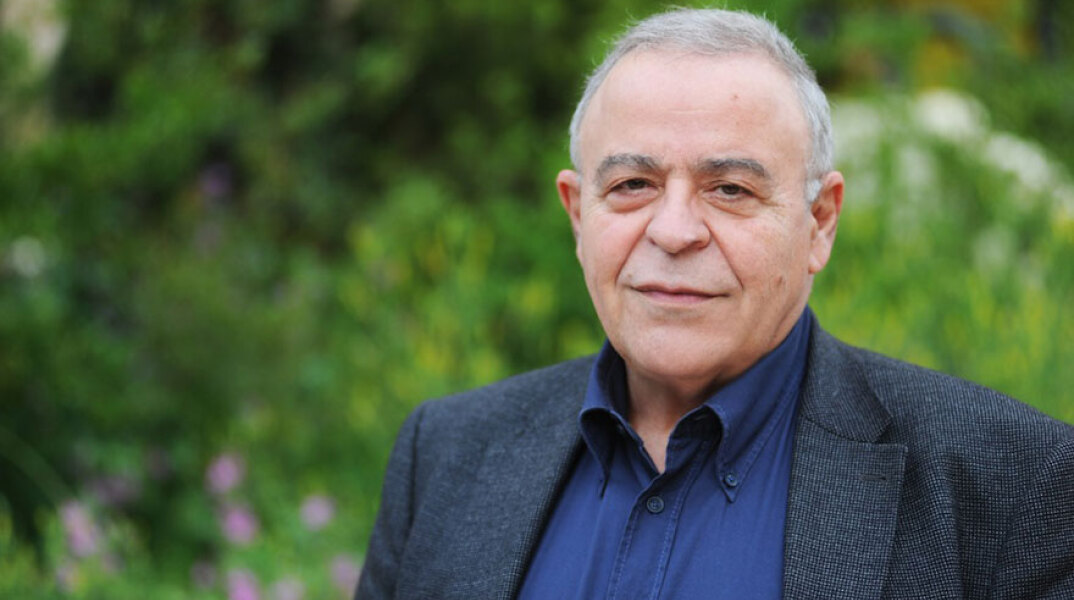 Σταύρος Τσακυράκης