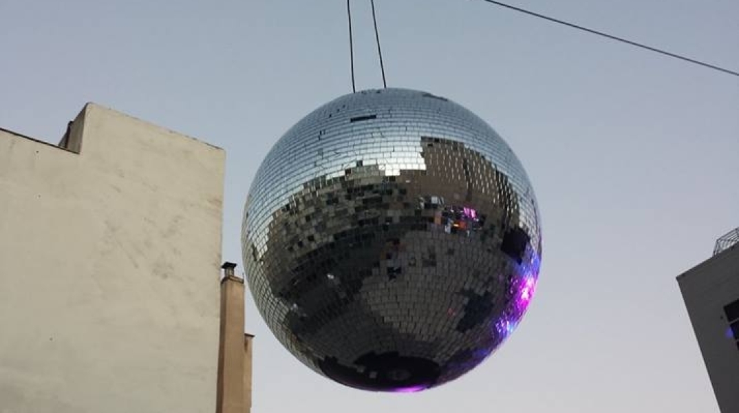 rooftopdiscoball.jpg