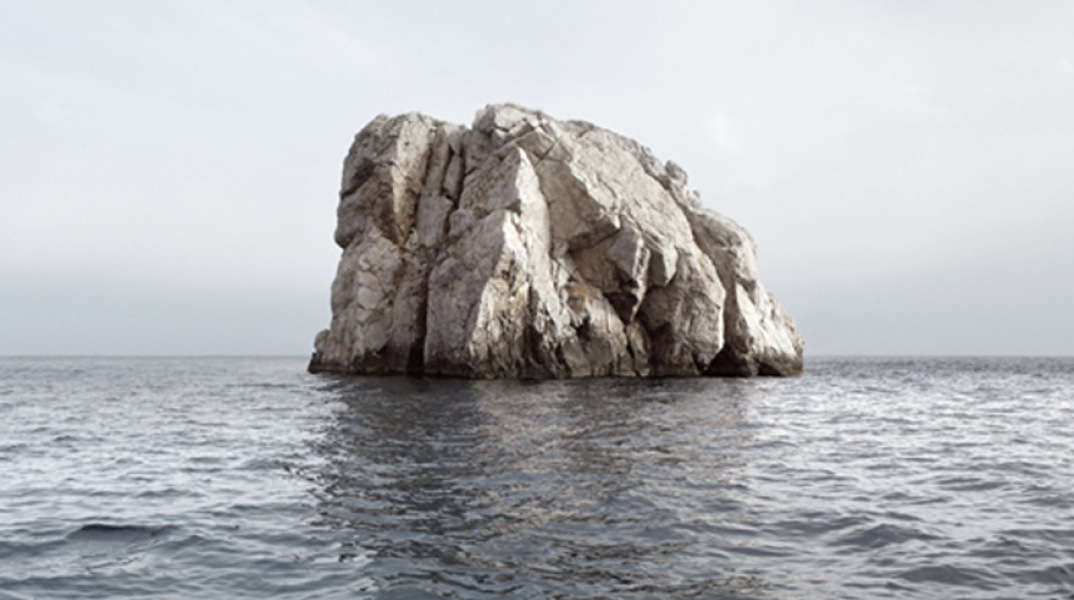 Χριστίνα Δημητριάδη, Island hoping/ Άτοποι τόποι