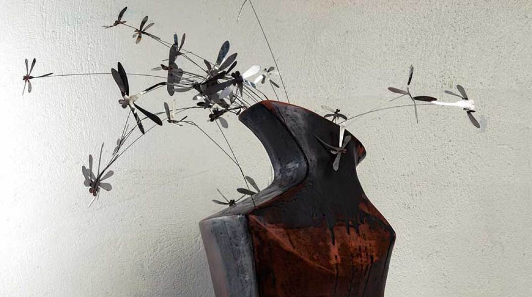 Τίνα Καραγεώργη, Happyland