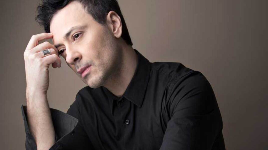 Σταύρος Σιόλας